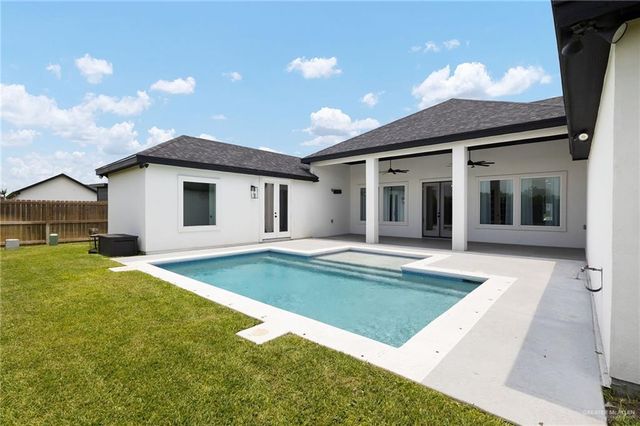 1801 E 28th Street, Mission, TX 78574