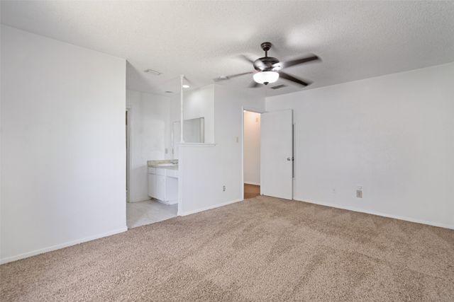 6220 Stardust Drive S, Watauga, TX 76148