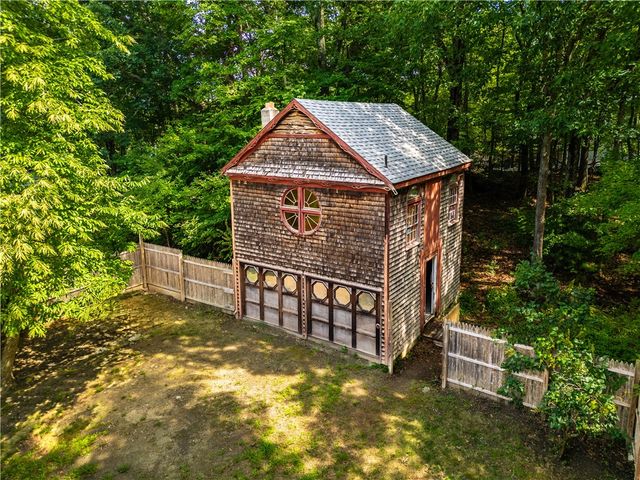 2 Arcade Street, Johnston, RI 02919