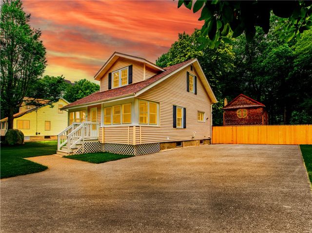 2 Arcade Street, Johnston, RI 02919