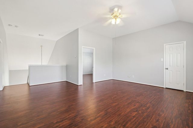 16210 Broken Timber Circle, Houston, TX 77095