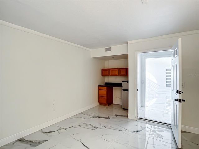 8815 KENSINGTON COURT, Kissimmee, FL 34747