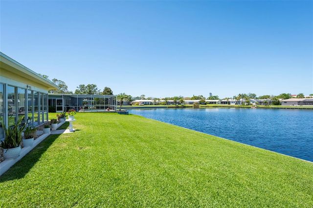 13797 PINECREST DRIVE, Largo, FL 33774