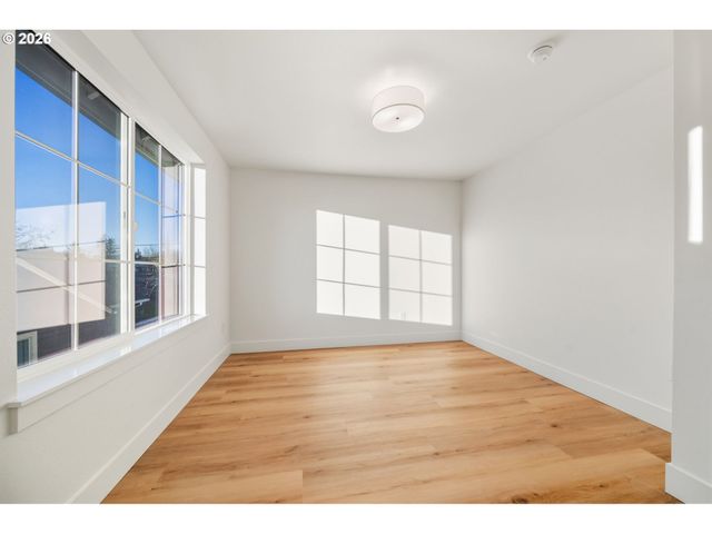 7330 Se BYBEE Blvd, Portland, OR 97206