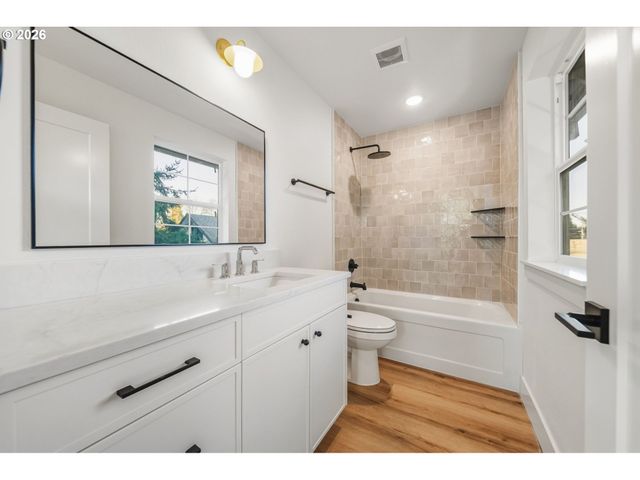 7330 Se BYBEE Blvd, Portland, OR 97206