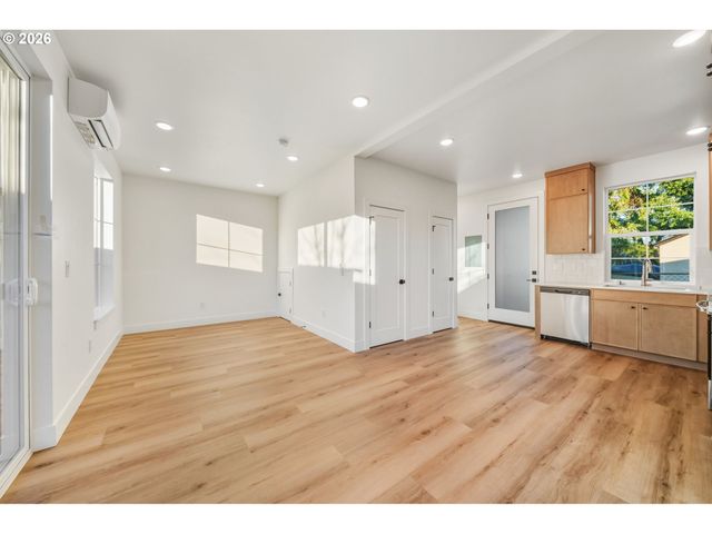 7330 Se BYBEE Blvd, Portland, OR 97206