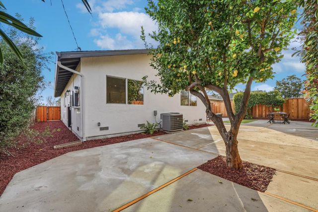 797 Fife Way, Sunnyvale, CA 94087