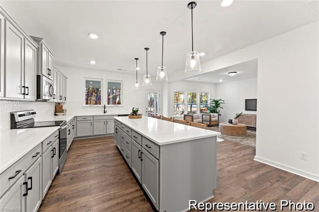 2874 Wood Valley Road 166, Winston-salem, NC 27106
