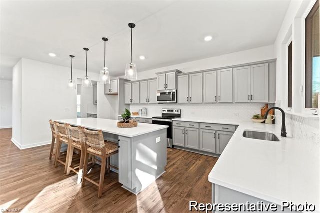 2874 Wood Valley Road 166, Winston-salem, NC 27106