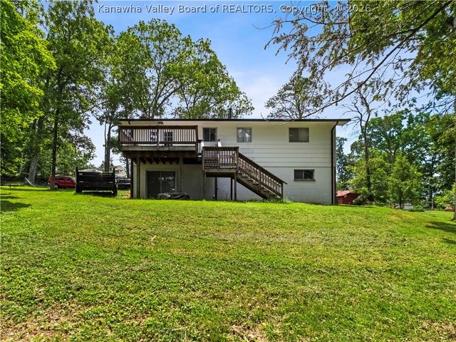 811 McNabb Heights Drive, Elkview, WV 25071