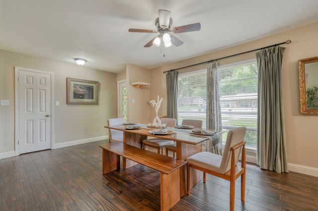 2801 Sherwood Dr, Longview, TX 75605