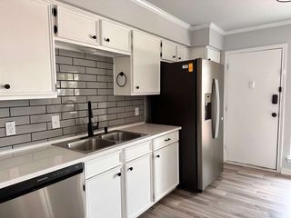 10526 Stone Canyon Road 201, Dallas, TX 75230