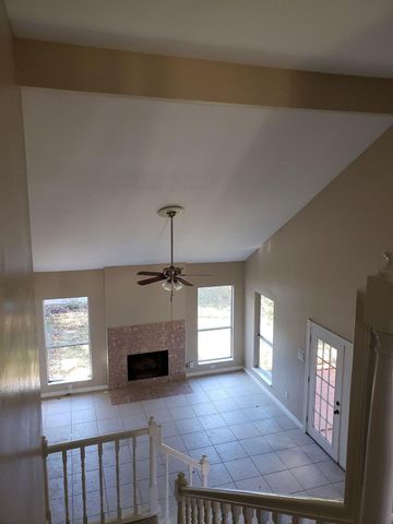 6649 Queensclub Drive, Houston, TX 77069