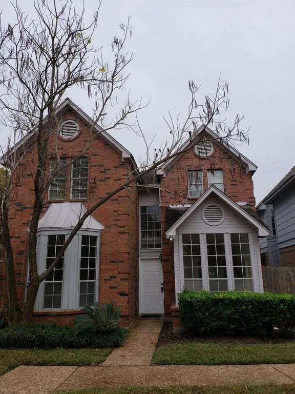 6649 Queensclub Drive, Houston, TX 77069