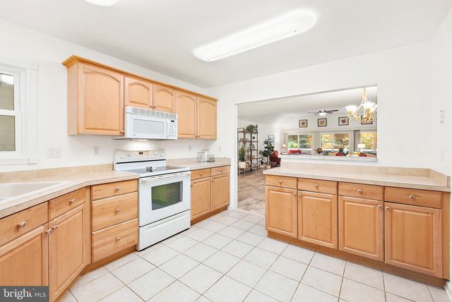 21 CASTLE DR, Ocean Pines, MD 21811