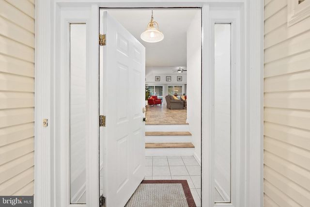 21 CASTLE DR, Ocean Pines, MD 21811