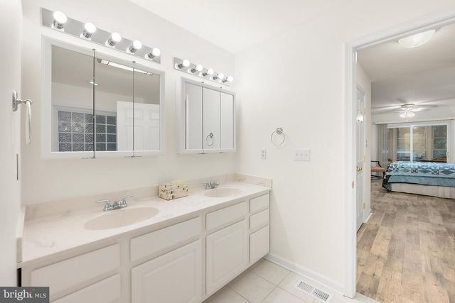 21 CASTLE DR, Ocean Pines, MD 21811