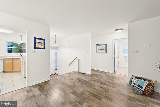21 CASTLE DR, Ocean Pines, MD 21811