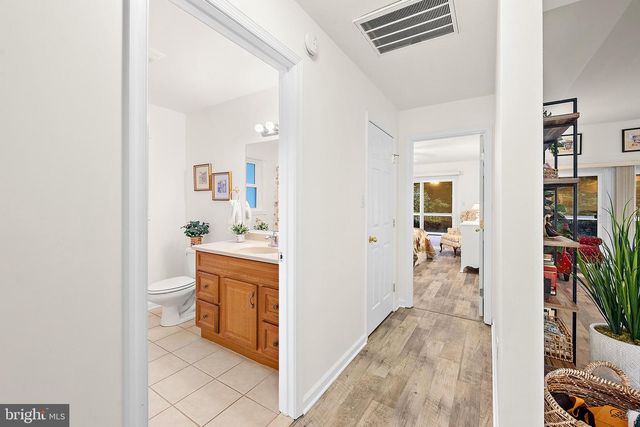 21 CASTLE DR, Ocean Pines, MD 21811