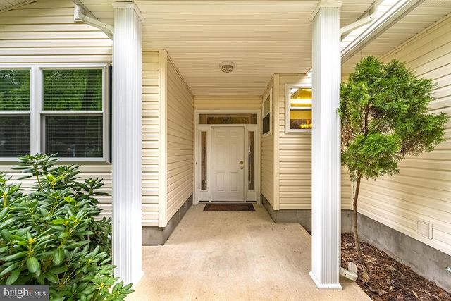 21 CASTLE DR, Ocean Pines, MD 21811