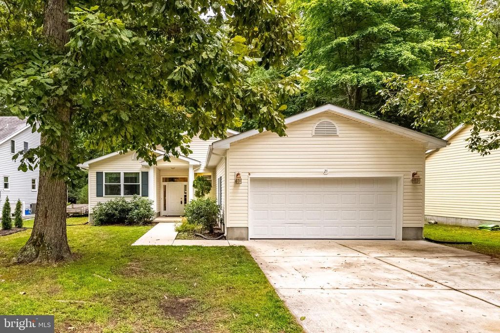 21 CASTLE DR, Ocean Pines, MD 21811