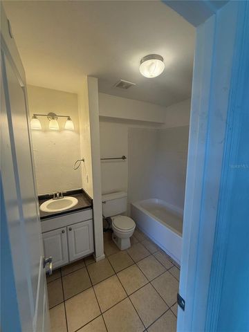 507 NW 39TH ROAD 315, Gainesville, FL 32607