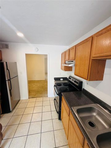 507 NW 39TH ROAD 315, Gainesville, FL 32607