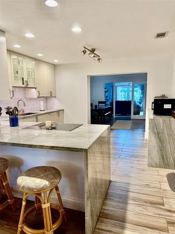 4721 SW 34th Drive, Dania Beach, FL 33312
