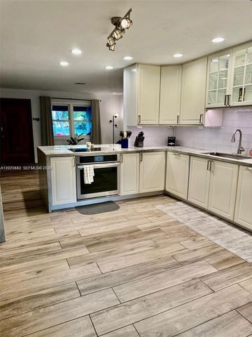 4721 SW 34th Drive, Dania Beach, FL 33312