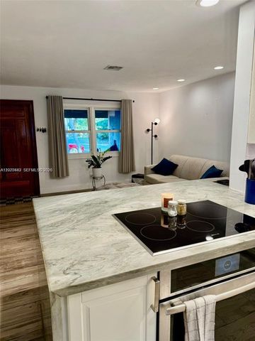 4721 SW 34th Drive, Dania Beach, FL 33312