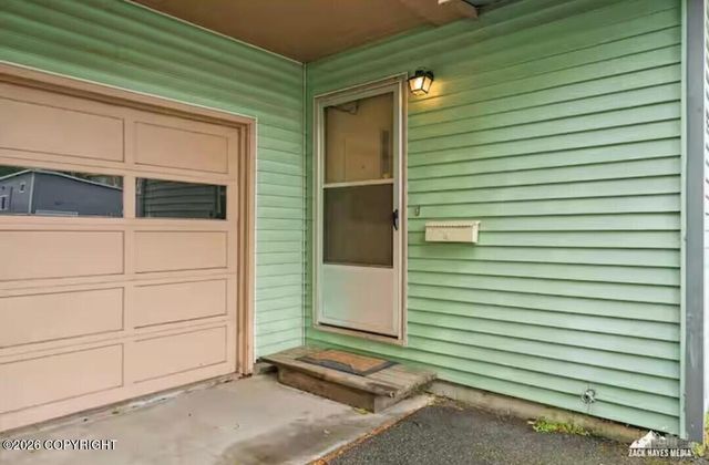 3941 Merrill Drive, Anchorage, AK 99517