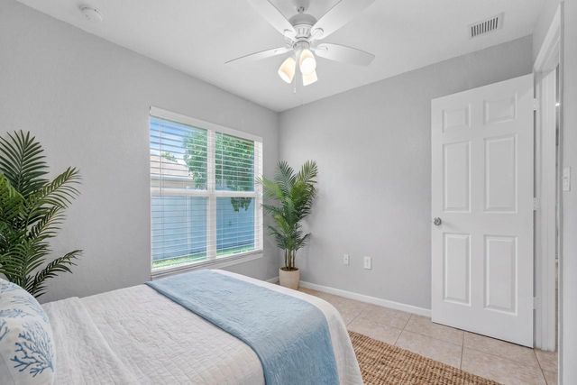 520 N SOUTHRIDGE Road N, Delray Beach, FL 33444