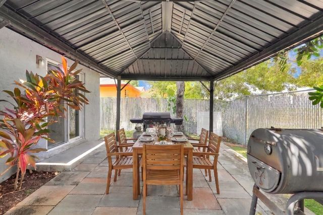 520 N SOUTHRIDGE Road N, Delray Beach, FL 33444