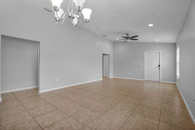 520 N SOUTHRIDGE Road N, Delray Beach, FL 33444