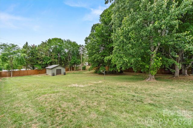 6021 Morris Farm Lane, Mint Hill, NC 28227
