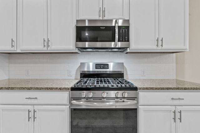 2104 Lake Cliff Drive, Little Elm, TX 75068