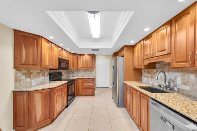 3392 DUMAINE COURT, Clearwater, FL 33761