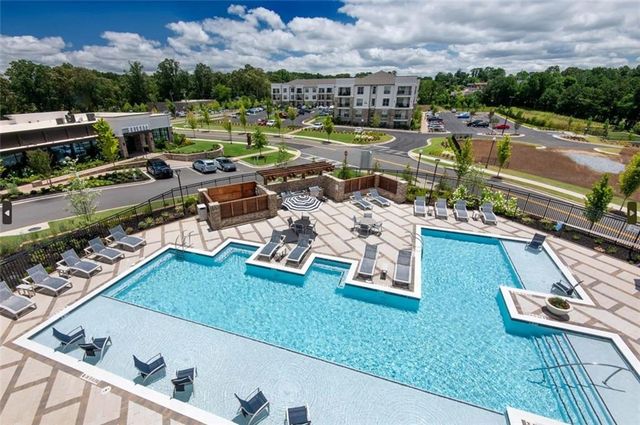 538 East Rope Mill Rd, Holly Springs, GA 30115