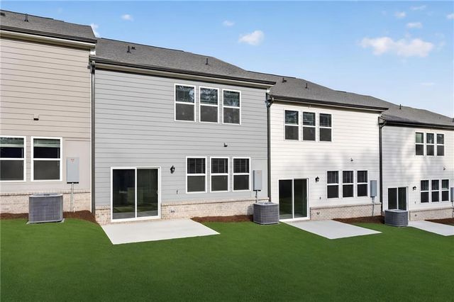 538 East Rope Mill Rd, Holly Springs, GA 30115