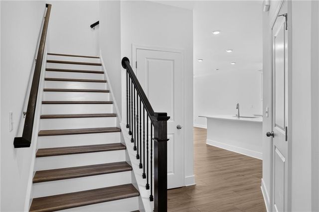 538 East Rope Mill Rd, Holly Springs, GA 30115