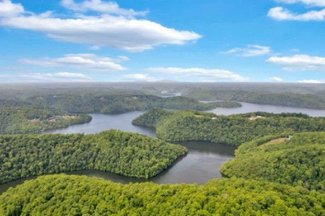 0 Lord Botetourt Court, Baxter, TN 38544