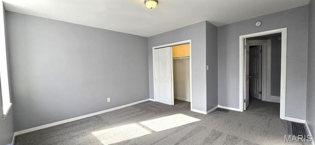 111 E Arlee Avenue, St Louis, MO 63125