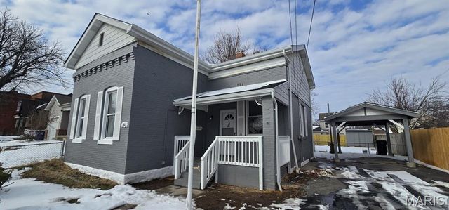 111 E Arlee Avenue, St Louis, MO 63125