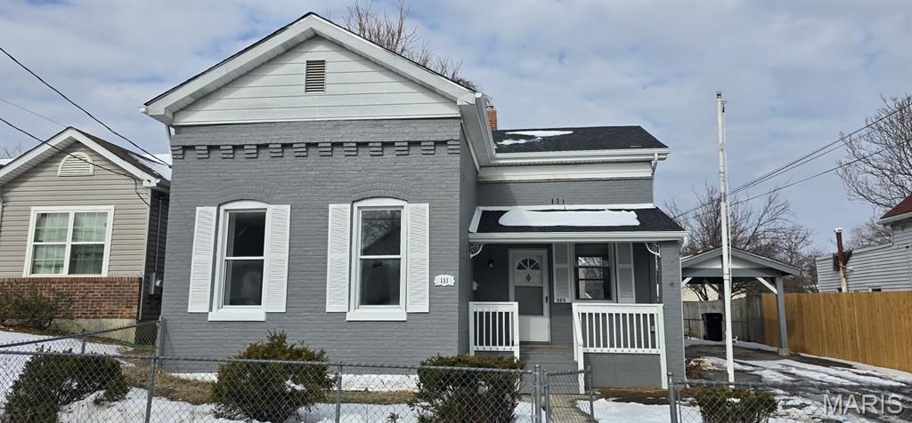 111 E Arlee Avenue, St Louis, MO 63125