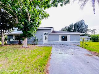 2540 Sikes Lane, Malabar, FL 32950