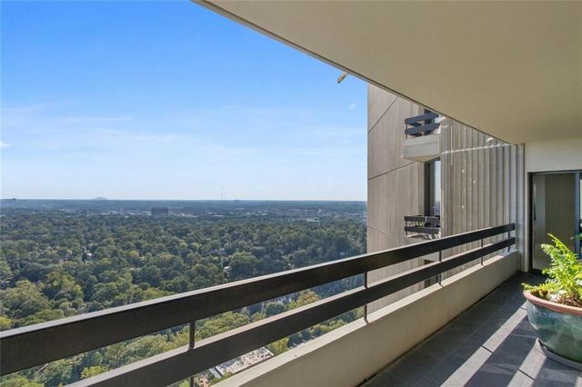 2660 Peachtree NW Road 39G, Atlanta, GA 30305