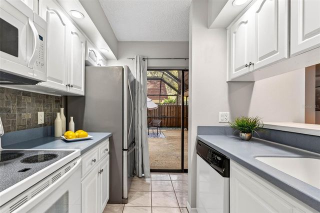 2708 9TH COURT, Palm Harbor, FL 34684