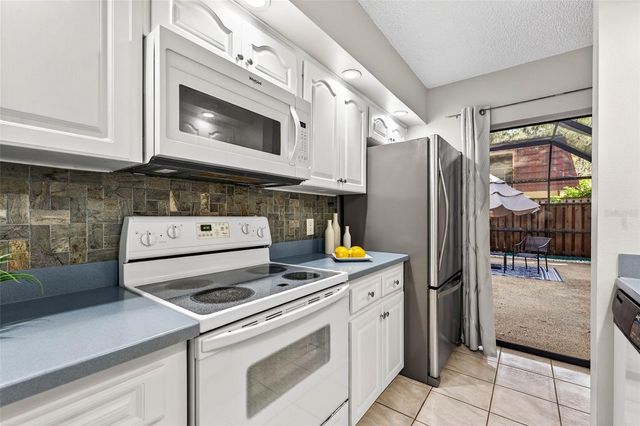 2708 9TH COURT, Palm Harbor, FL 34684