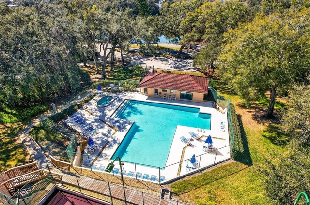 2708 9TH COURT, Palm Harbor, FL 34684