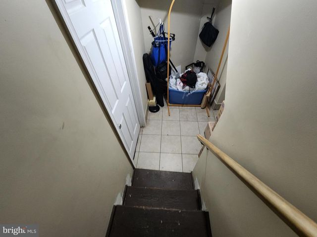 2710 WOODVIEW RD, Baltimore, MD 21225